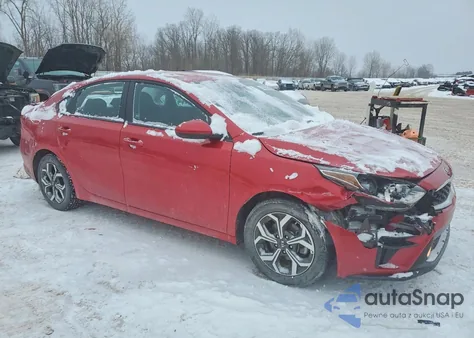 2021 Kia Forte Fe z USA, uszkodzony, nr VIN 3KPF24AD6ME349836